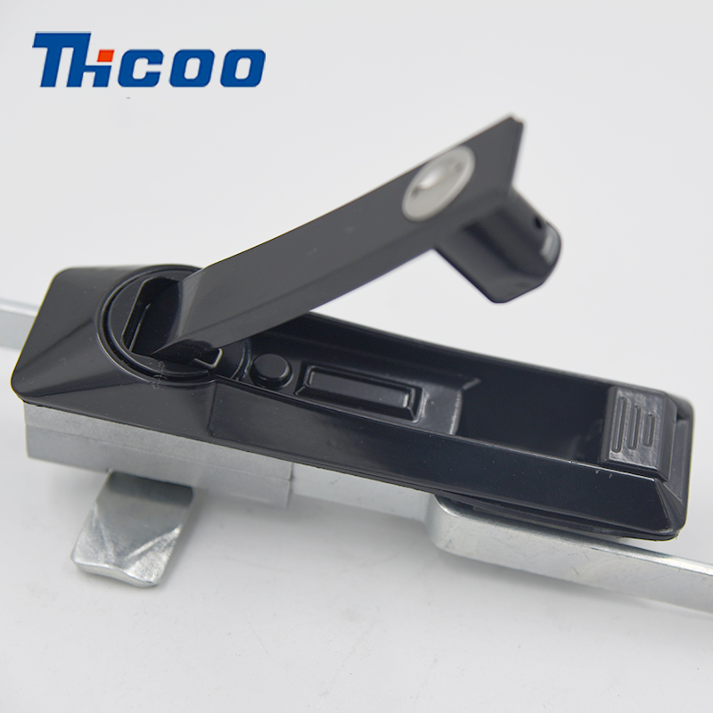 Press The Bounce Rocker Lock-A8102